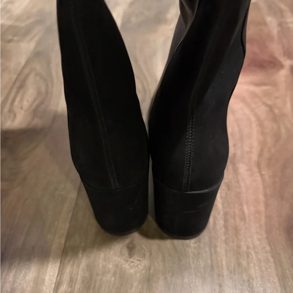 Sleek Black Over the Knee Boots
